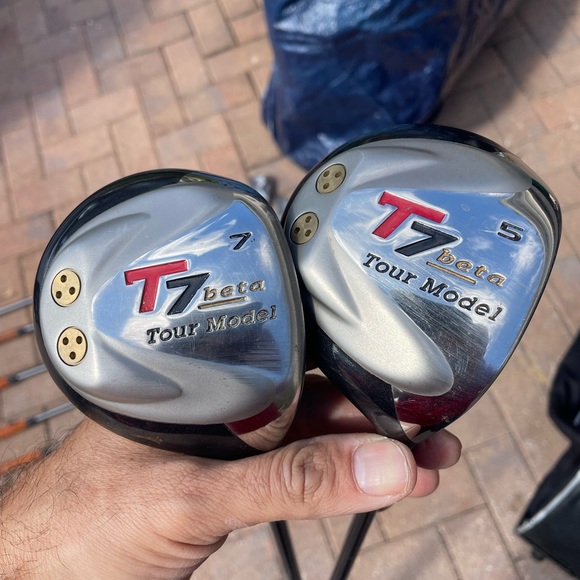 Golf Set Tour Model T7 Beta 
10 Pc In RH 
Graphite shafts - Picture 2 of 10
